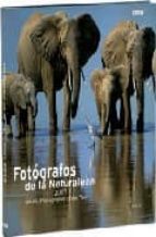 Fotografos De La Naturaleza 2003 = Wildlife Photographer Of De Ye Ar 2003